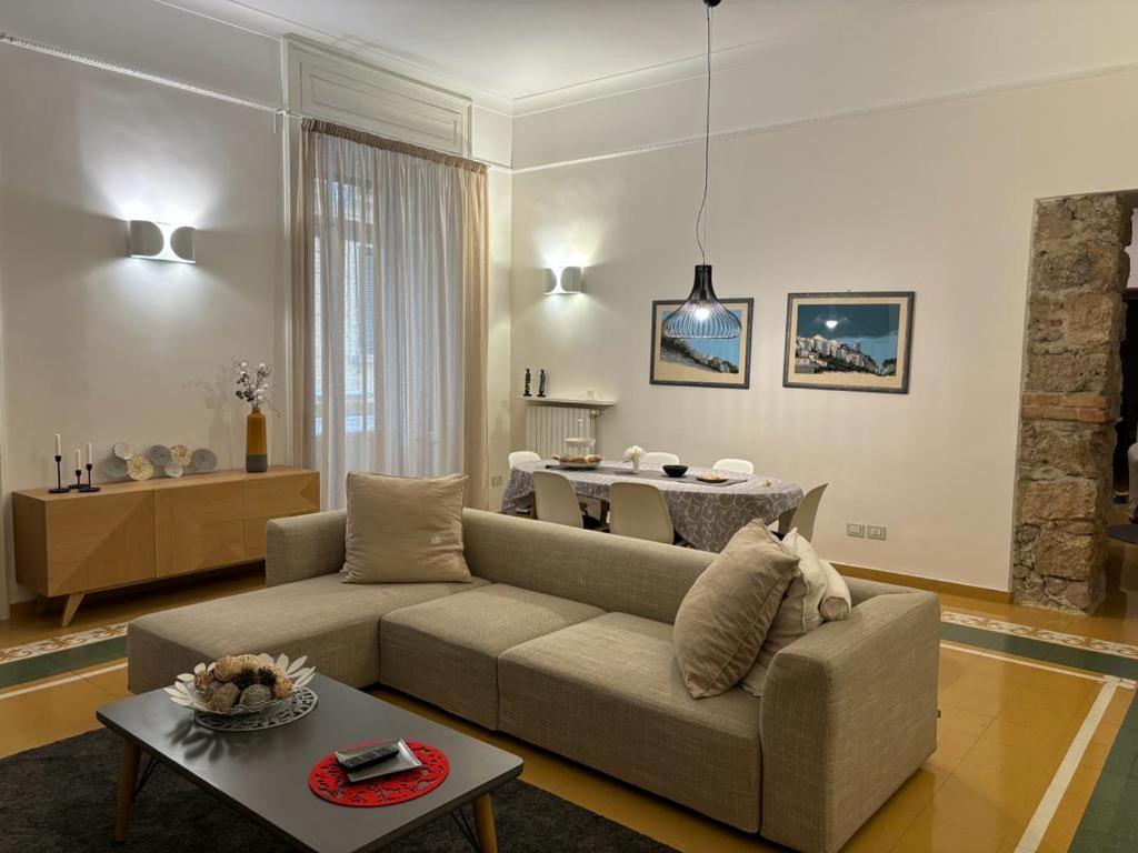 Luxury Manfredi Apartment Салерно Экстерьер фото