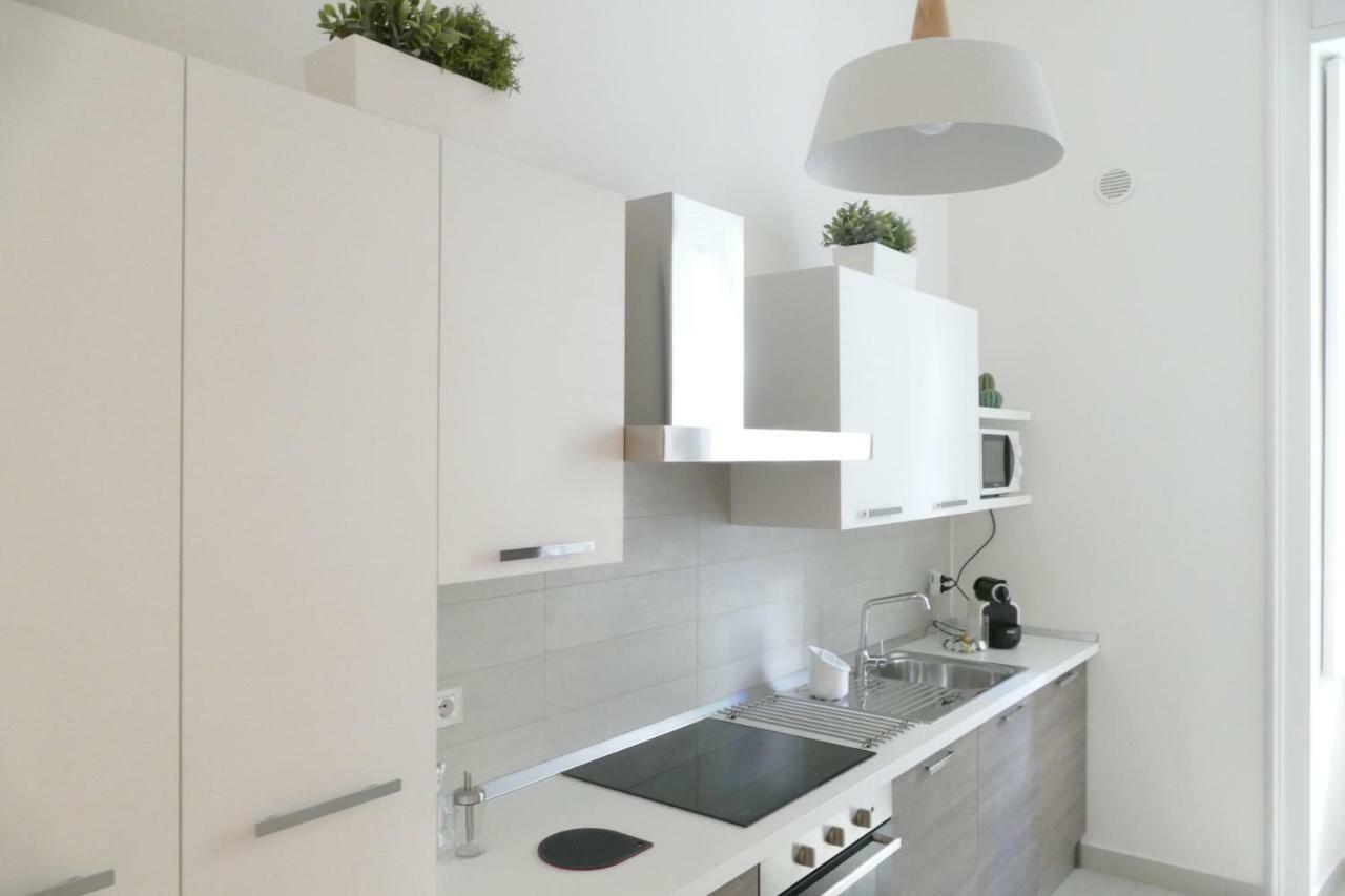 Luxury Manfredi Apartment Салерно Экстерьер фото